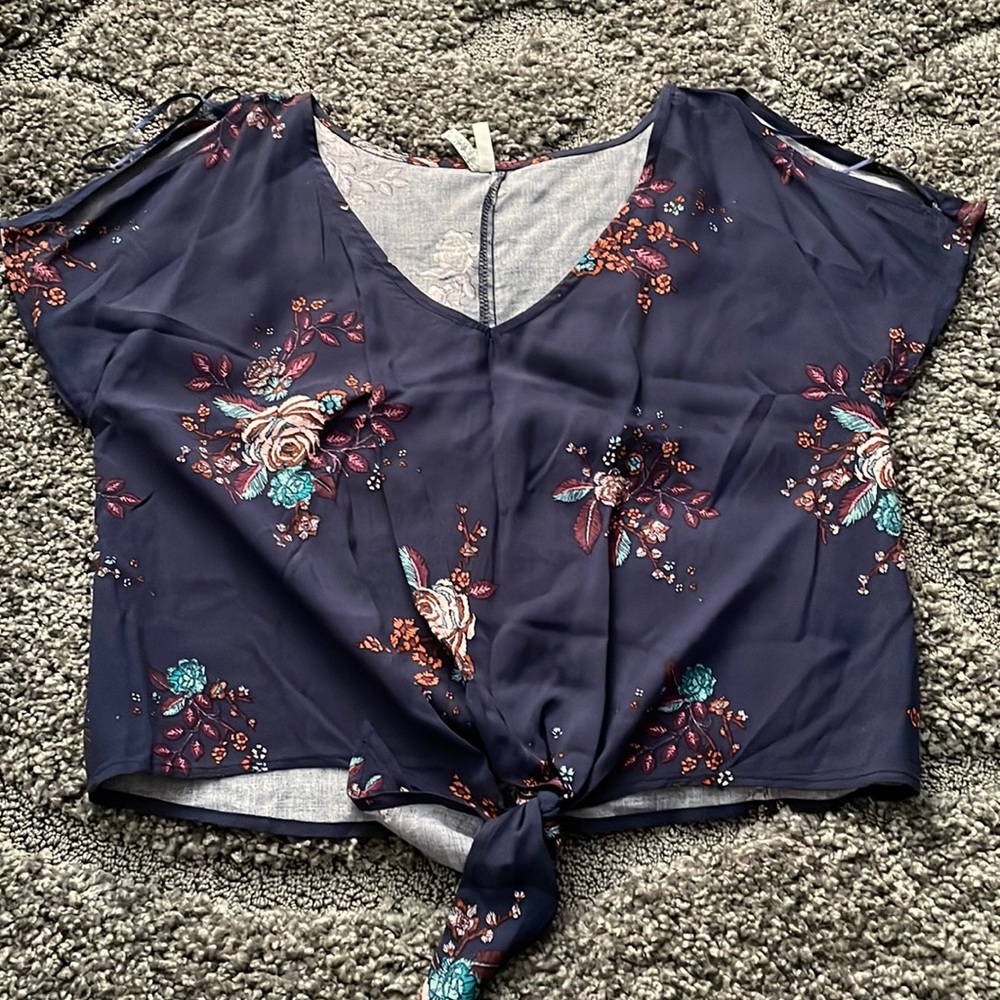 Navy blue top.